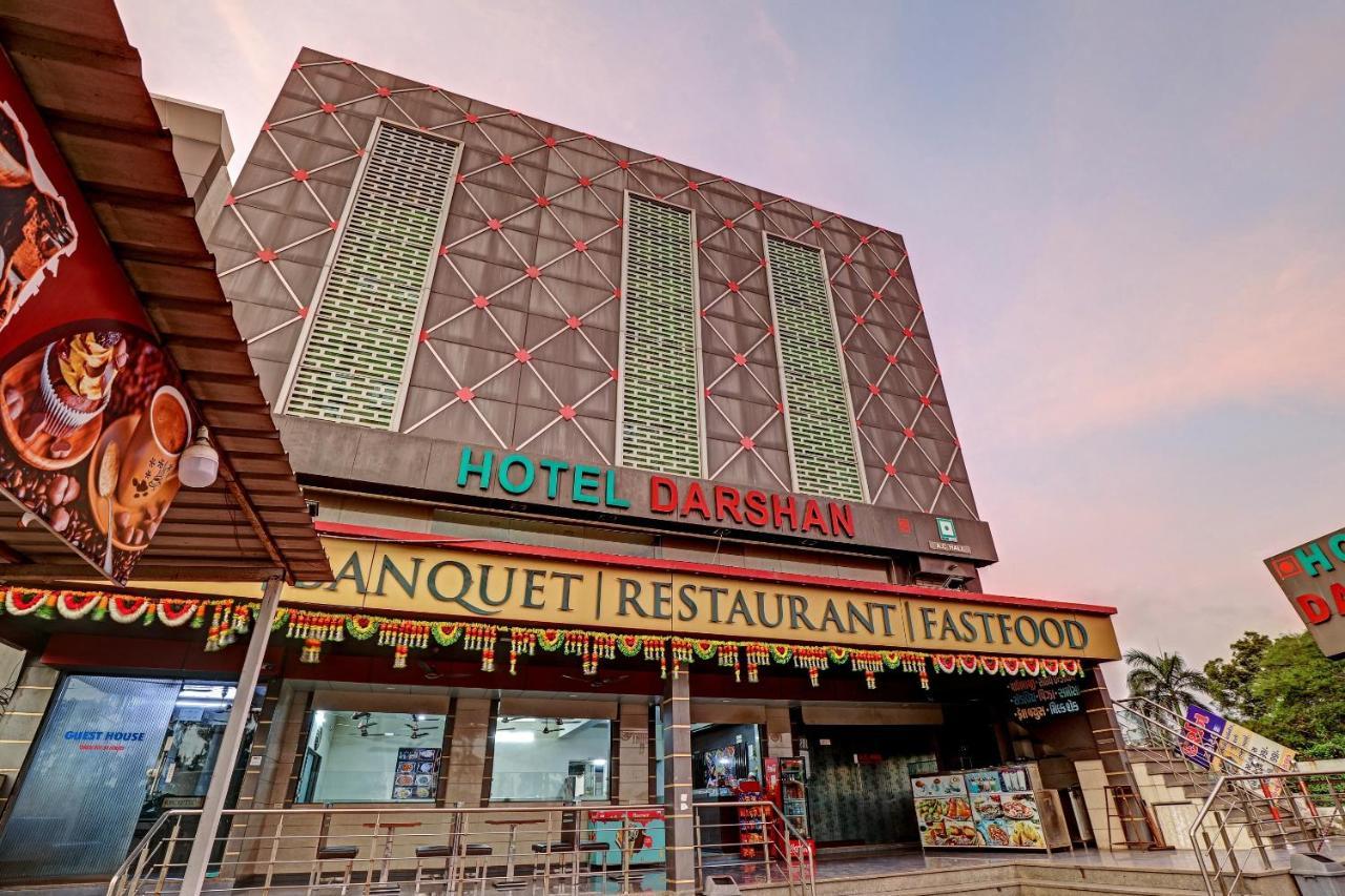 Oyo 82461 Hotel Darshan Banquet And Rooms Surat Eksteriør bilde