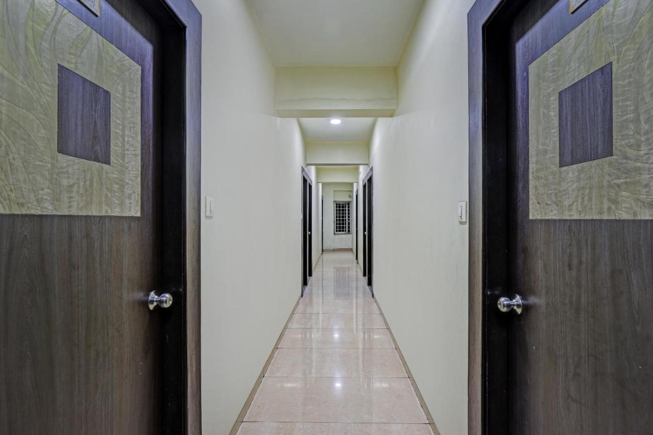 Oyo 82461 Hotel Darshan Banquet And Rooms Surat Eksteriør bilde